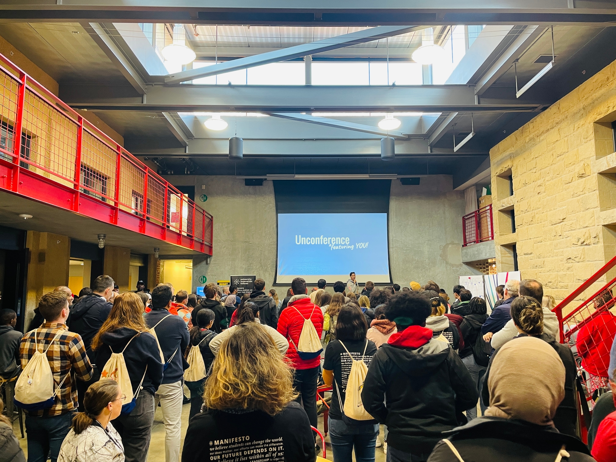 Unconference session at the Silicon Valley Meet-up with fellows gathered in a large venue